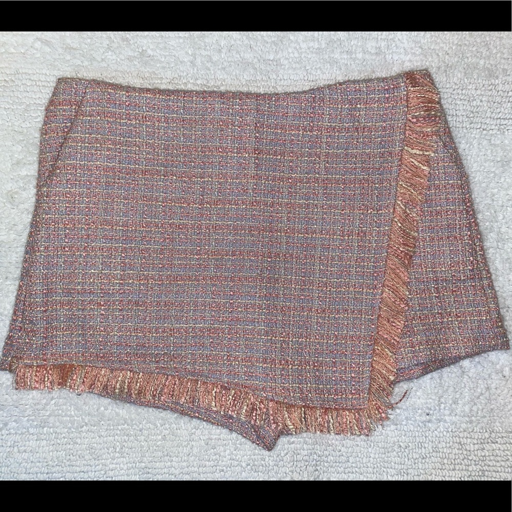 New, woven wool skort
